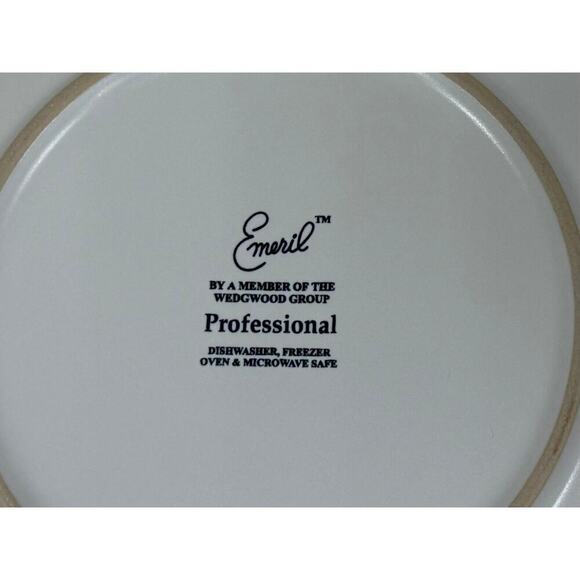 Emeril by Wedgwood Group Professional Linen White Salad Plate. KT141 - Picture 3 of 3